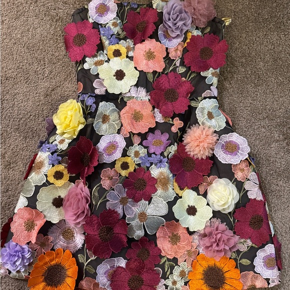 Bouquet Maraya Mini Dress - Picture 6 of 12
